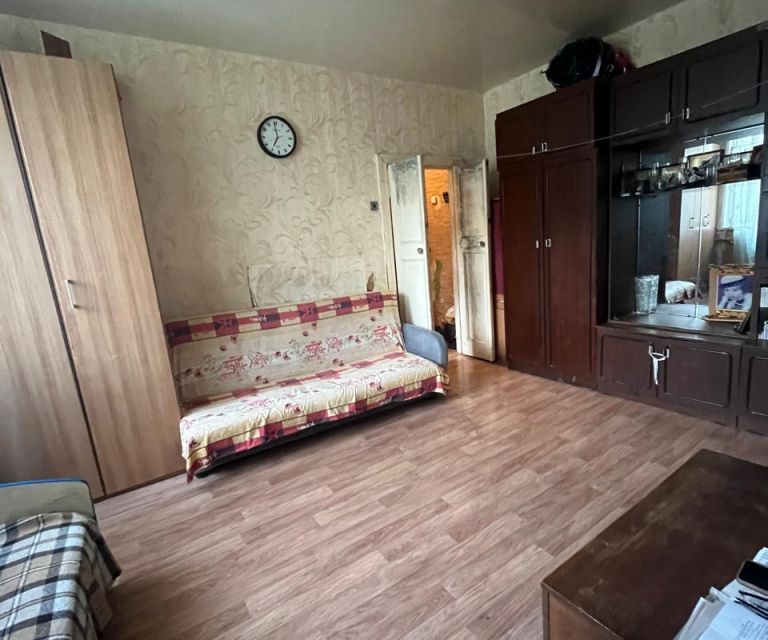 Продаётся 3-комнатная квартира, 38.9 м²