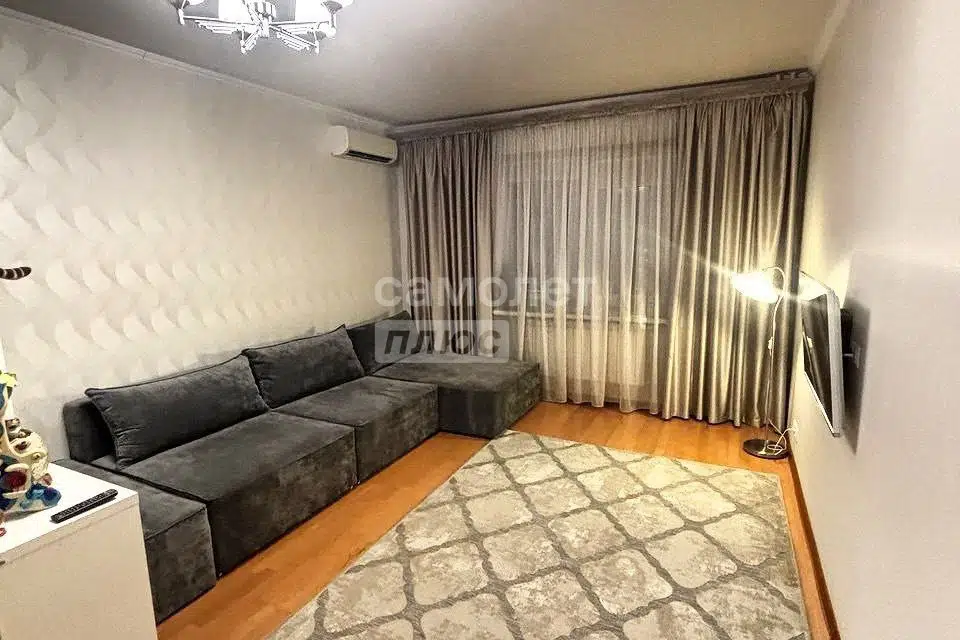 Продаётся 2-комнатная квартира, 73 м²