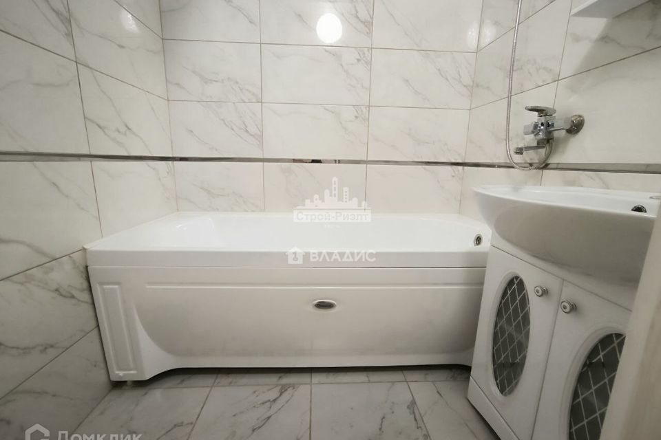 Продаётся 3-комнатная квартира, 70.7 м²