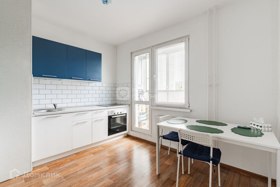 Продаётся 1-комнатная квартира, 37.9 м²