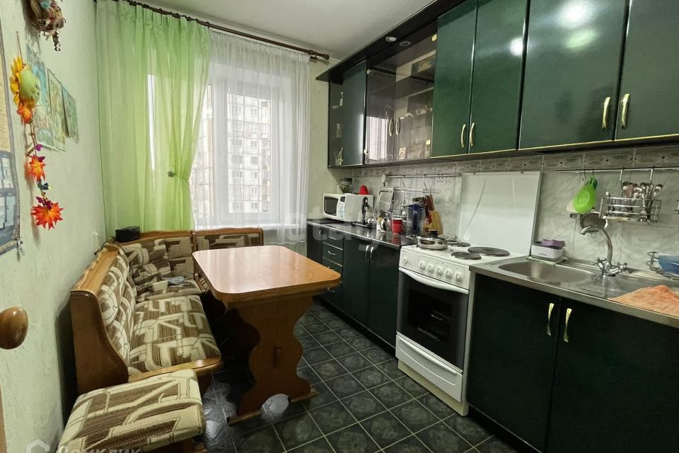 Продаётся 3-комнатная квартира, 65.4 м²