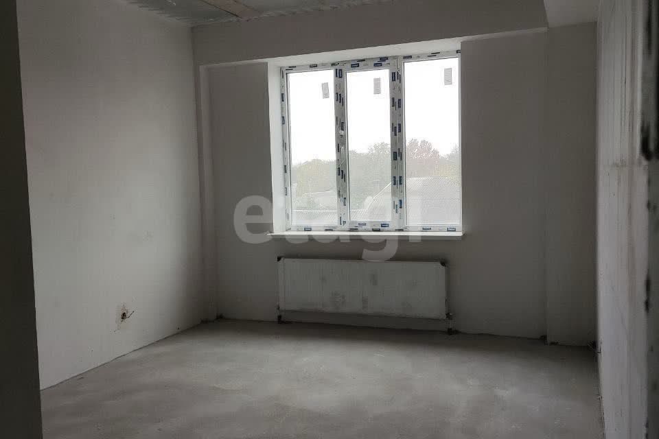 Продаётся 1-комнатная квартира, 42.3 м²