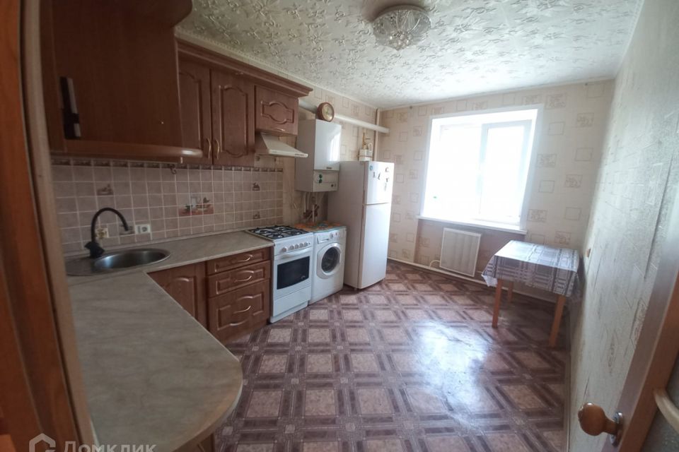 Продаётся 1-комнатная квартира, 43 м²