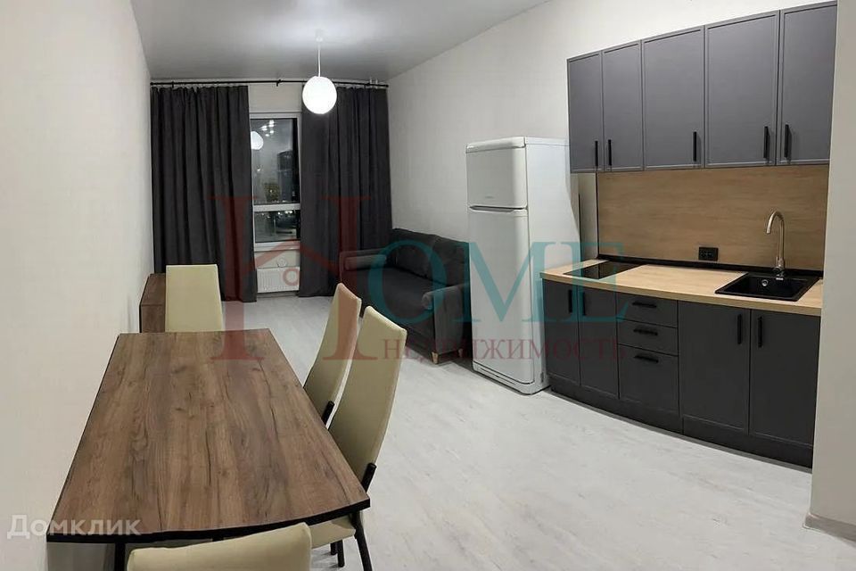 Сдаётся 1-комнатная квартира, 50 м²