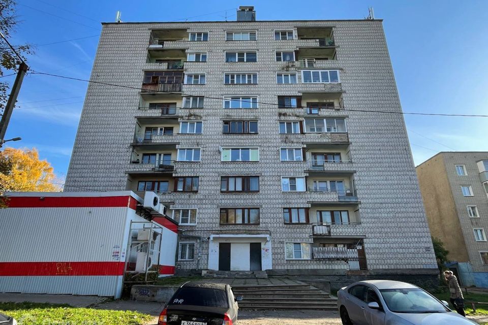 Продаётся комната в 4-комн. квартире, 12.1 м²