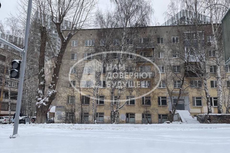 Продаётся 3-комнатная квартира, 58.6 м²