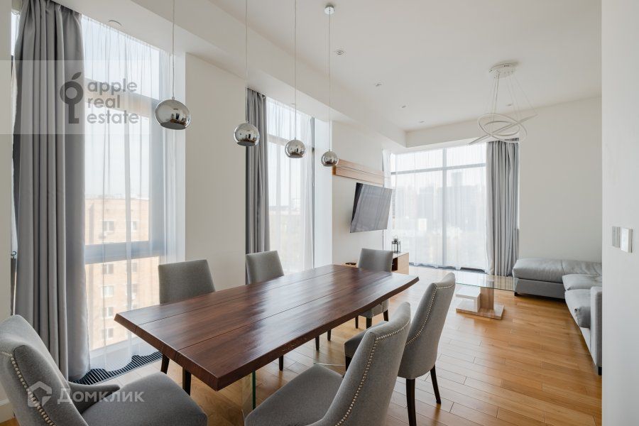 Сдаётся 3-комнатная квартира, 94 м²
