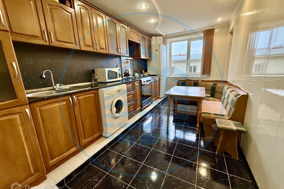 Продаётся 3-комнатная квартира, 76 м²