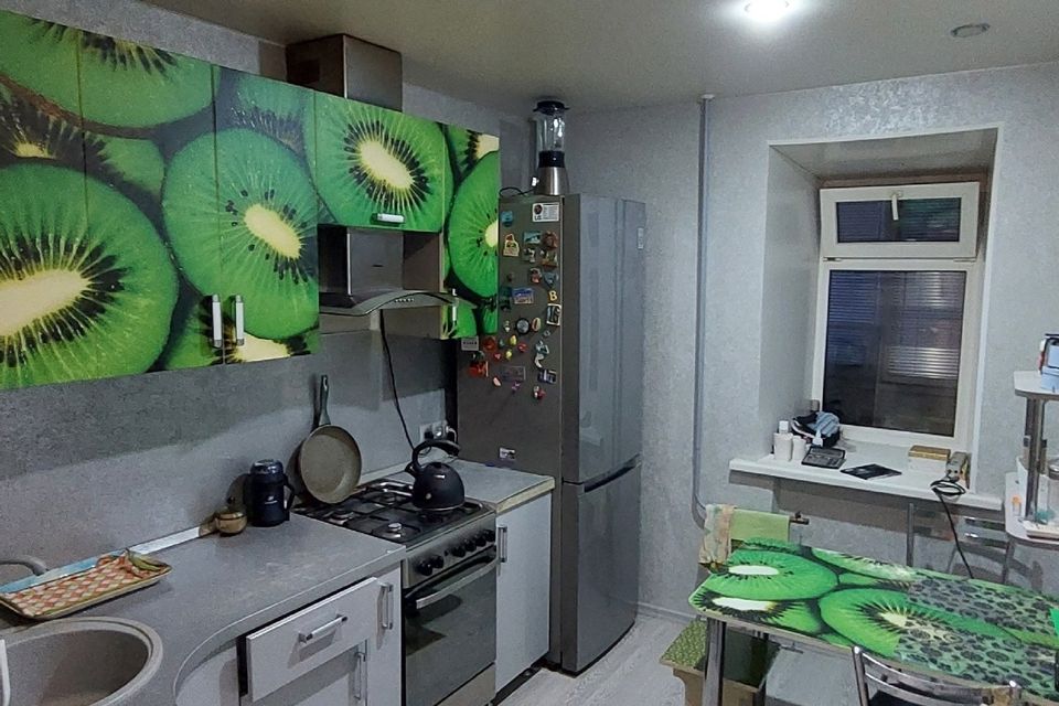 Продаётся 3-комнатная квартира, 57.2 м²