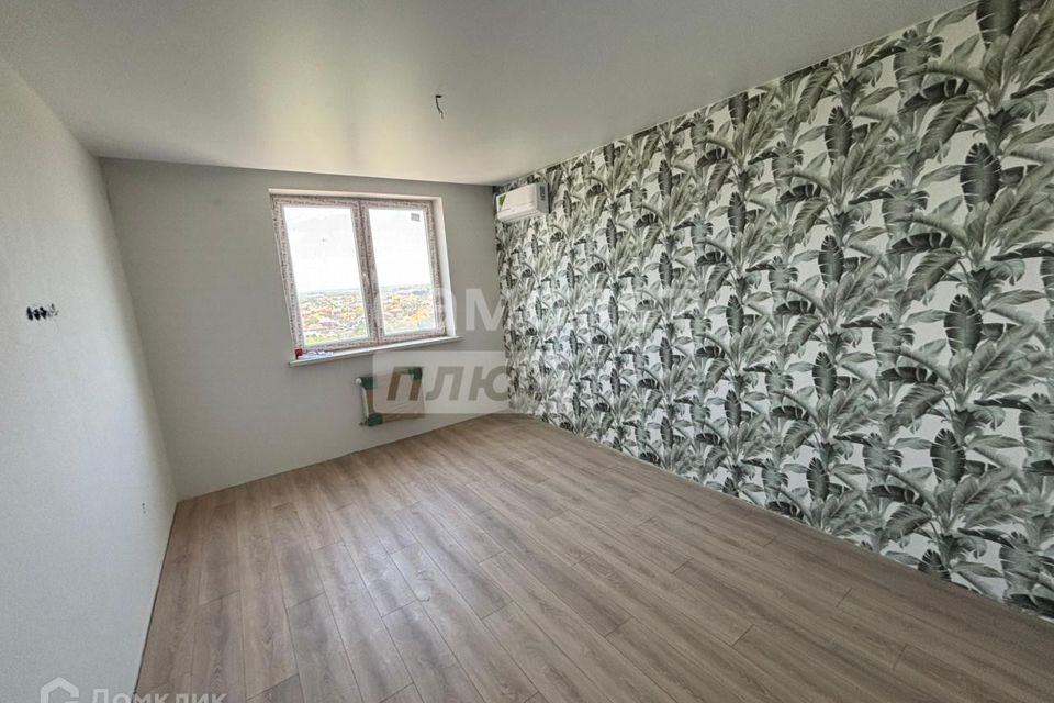 Продаётся 1-комнатная квартира, 42 м²