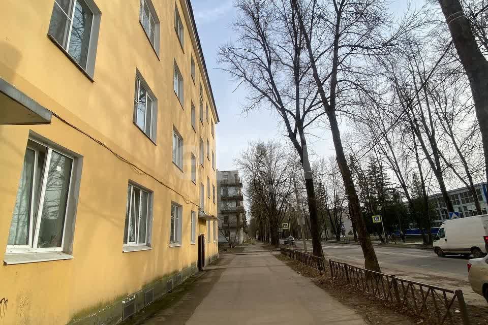 Волхов улица марата 6. Марата 1 волхов. Волхов марата. Волхов марата 6. Марата 1 волхов.