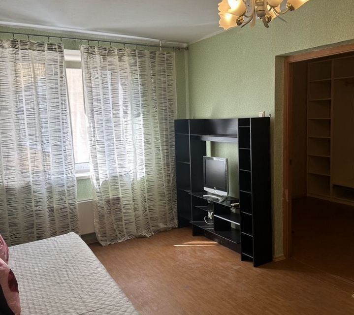 Сдаётся 1-комнатная квартира, 40 м²