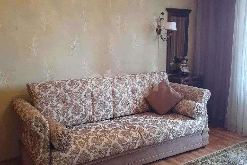Продаётся 2-комнатная квартира, 49.6 м²