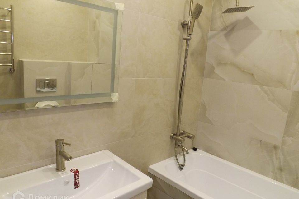 Продаётся 2-комнатная квартира, 69.4 м²