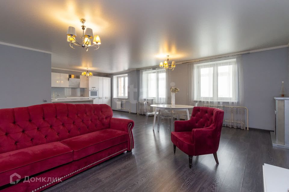 Продаётся 2-комнатная квартира, 106.9 м²
