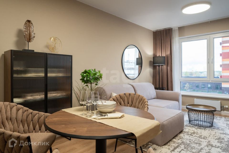 Продаётся 1-комнатная квартира, 42.3 м²