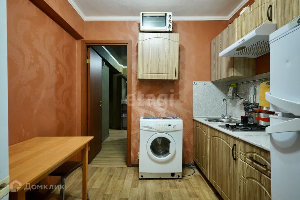Продаётся 3-комнатная квартира, 58.7 м²