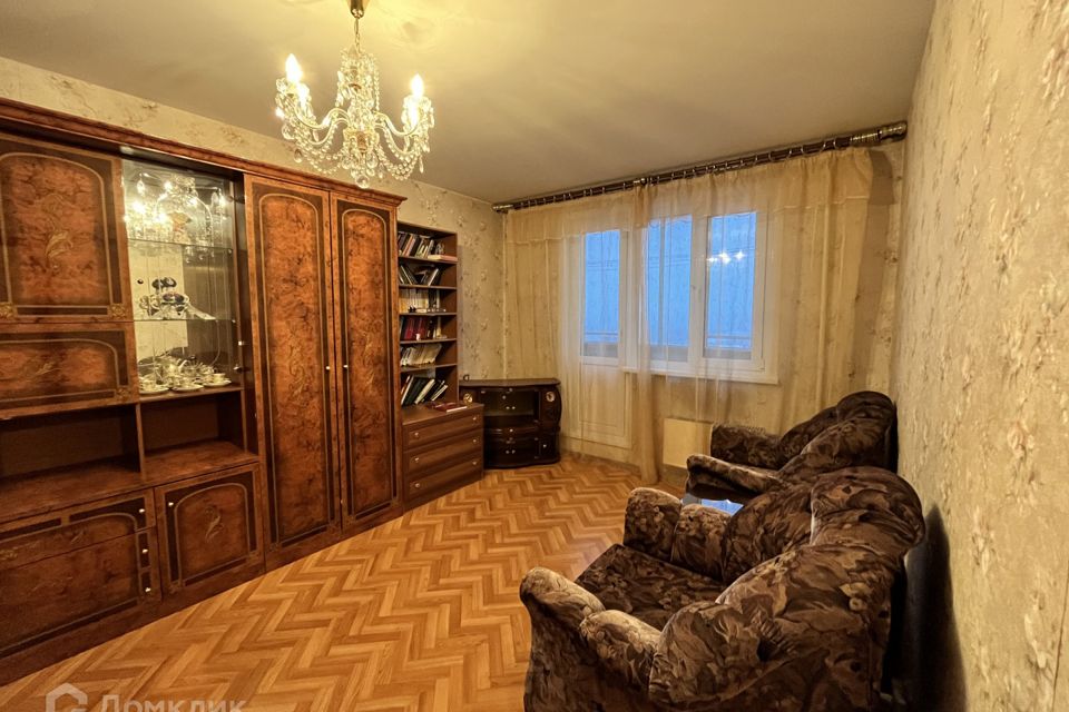 Продаётся 1-комнатная квартира, 38 м²