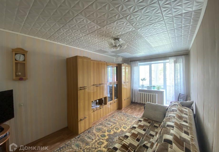 Продаётся 3-комнатная квартира, 57.4 м²