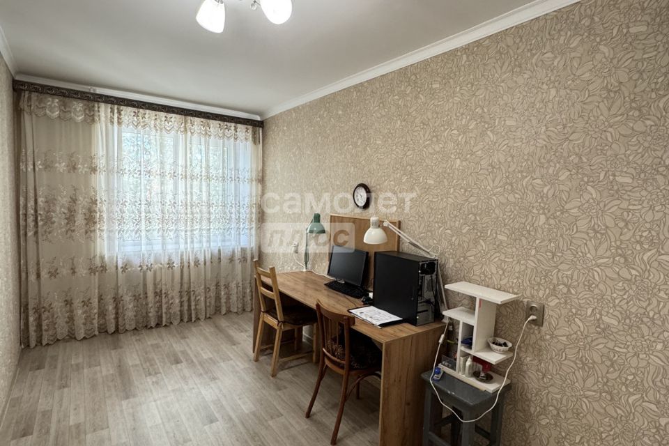 Продаётся 3-комнатная квартира, 55 м²