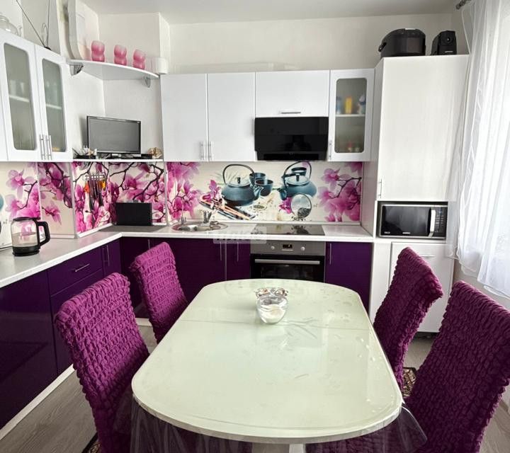 Продаётся 3-комнатная квартира, 83.7 м²