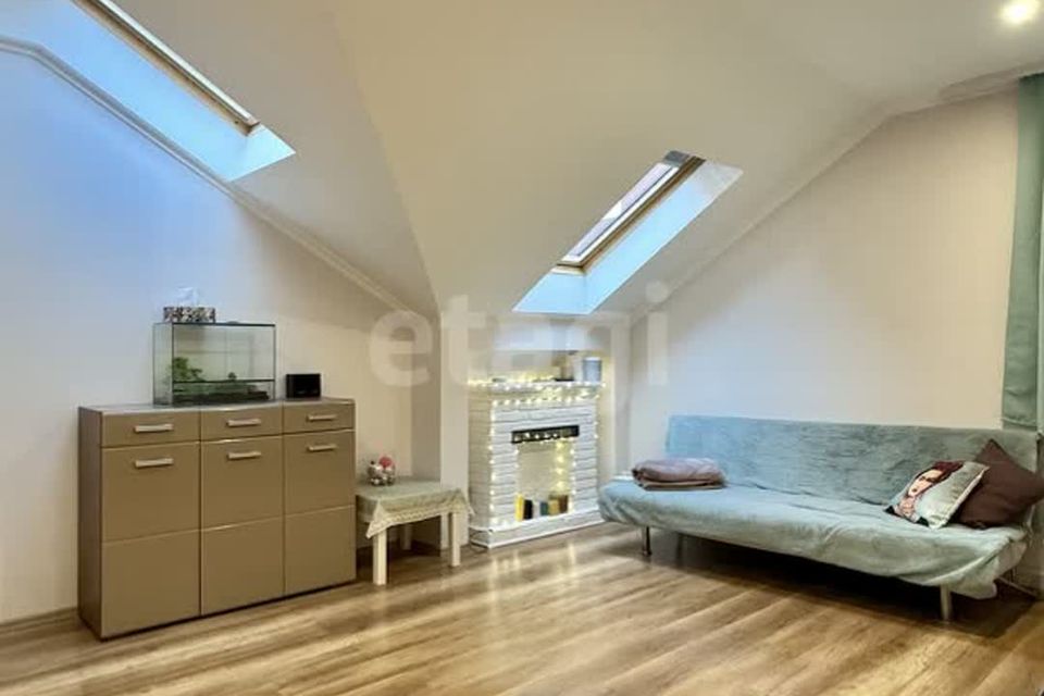 Продаётся 1-комнатная квартира, 52.7 м²