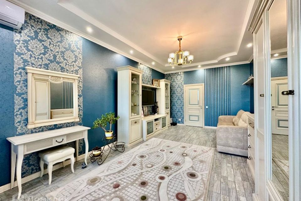 Продаётся 3-комнатная квартира, 103.2 м²