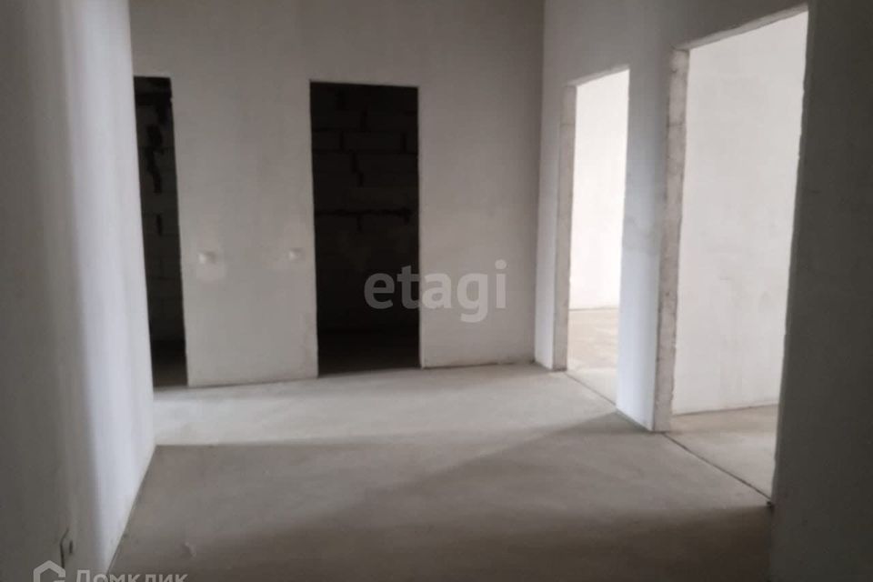 Продаётся 2-комнатная квартира, 69.3 м²