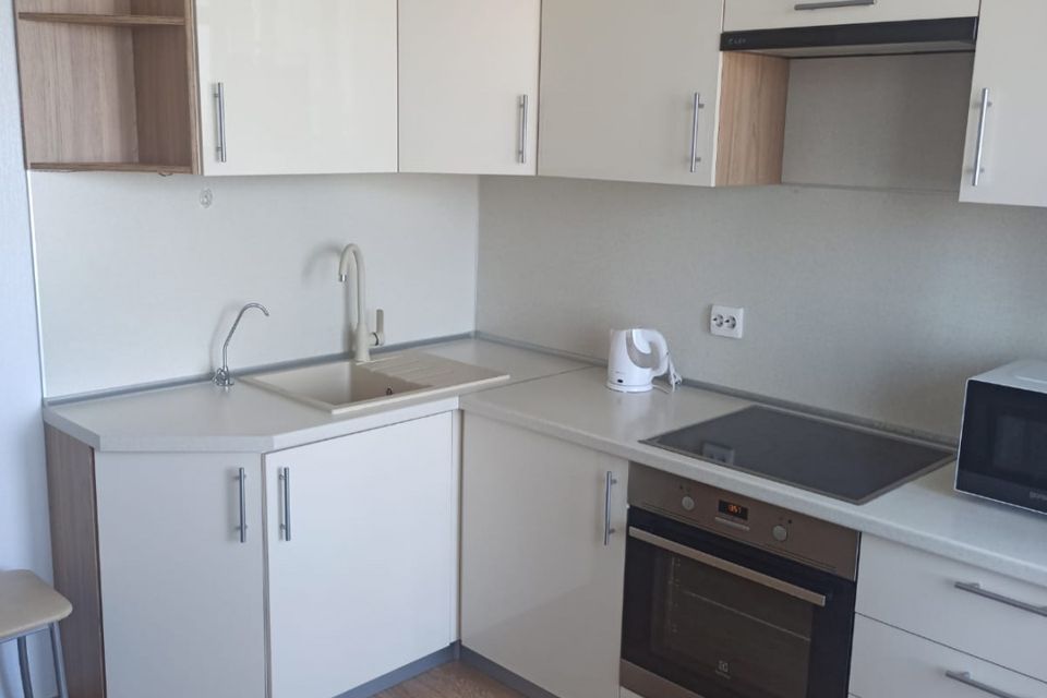Сдаётся 1-комнатная квартира, 37 м²