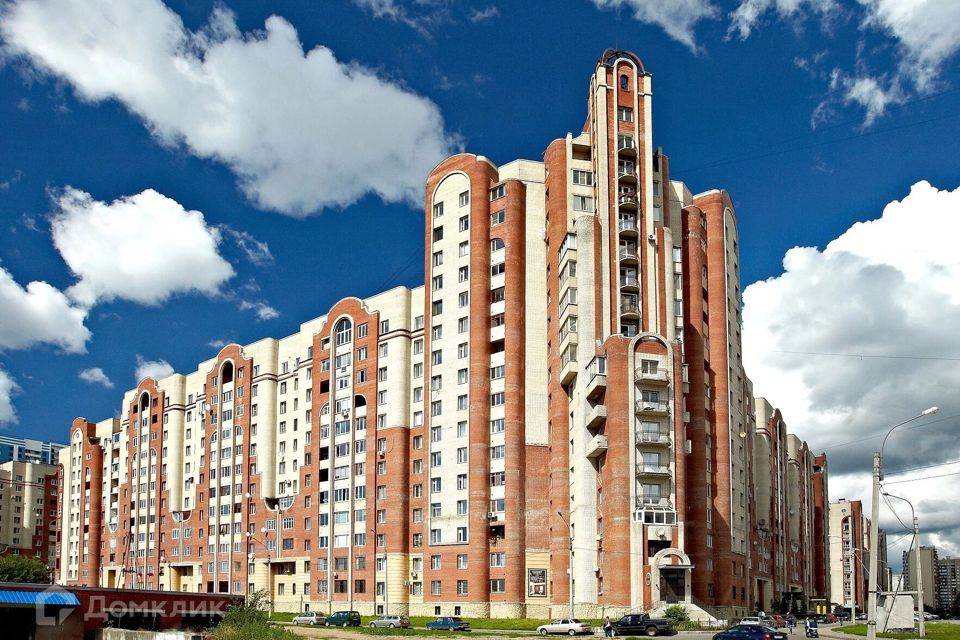 Продаётся 2-комнатная квартира, 96.3 м²