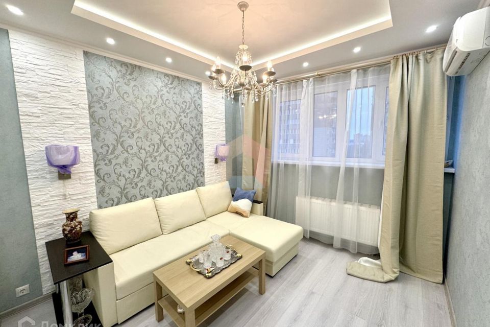 Продаётся 1-комнатная квартира, 42.5 м²