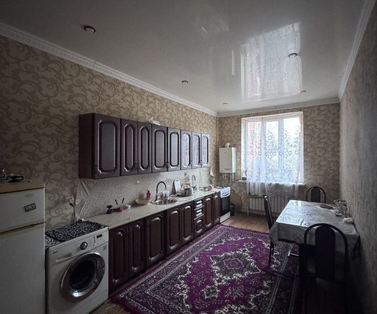 Продаётся 2-комнатная квартира, 71.3 м²