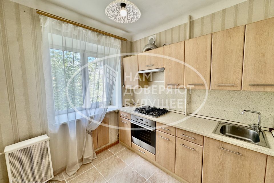 Продаётся 3-комнатная квартира, 56.3 м²