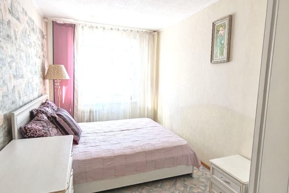 Продаётся 3-комнатная квартира, 60.8 м²