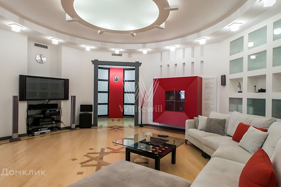 Сдаётся 3-комнатная квартира, 140 м²