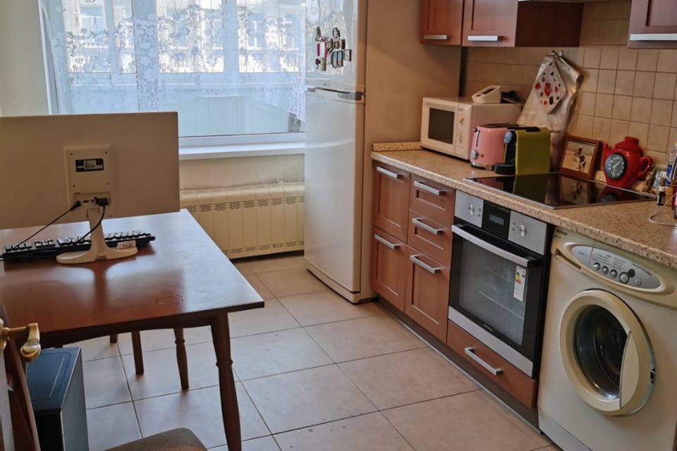 Сдаётся 1-комнатная квартира, 38 м²