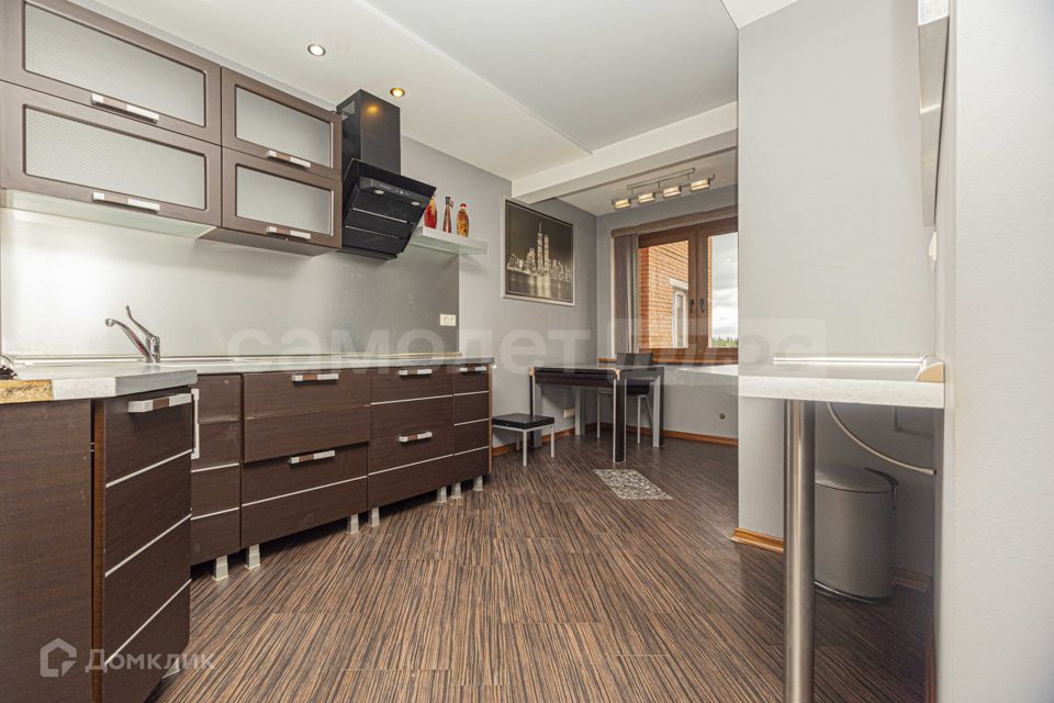 Продаётся 3-комнатная квартира, 64.2 м²