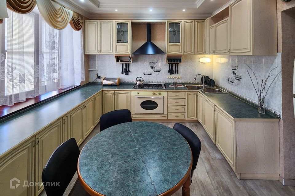 Сдаётся 3-комнатная квартира, 81.5 м²