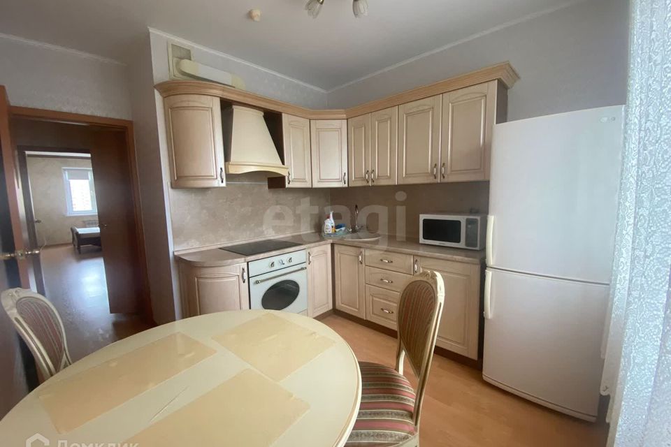 Сдаётся 2-комнатная квартира, 56.4 м²