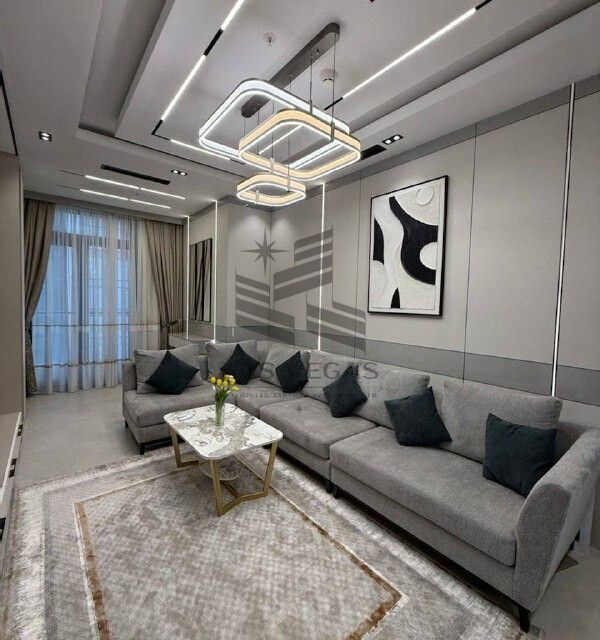 Сдаётся 2-комнатная квартира, 84 м²