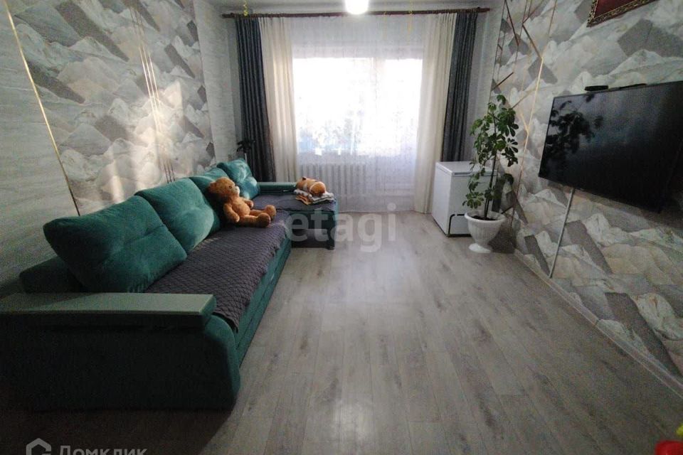 Продаётся 3-комнатная квартира, 62.8 м²