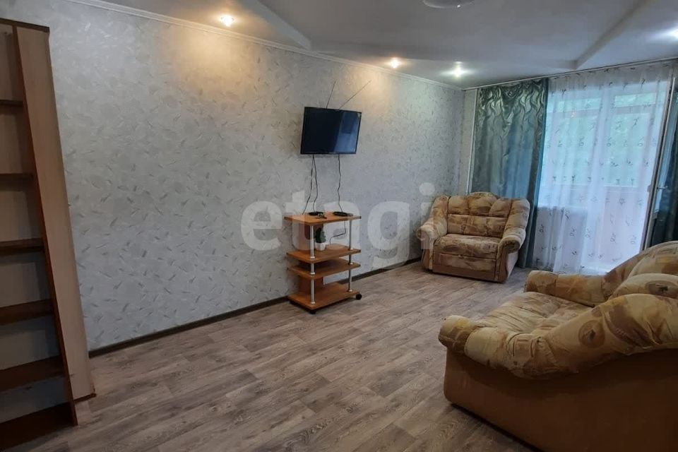 Сдаётся 2-комнатная квартира, 52 м²