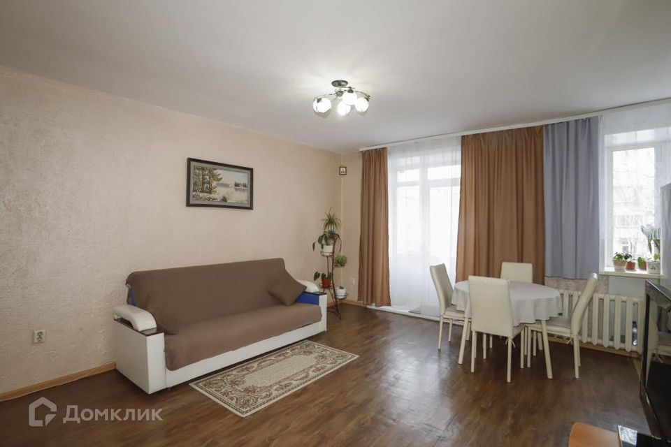 Продаётся 2-комнатная квартира, 48.2 м²