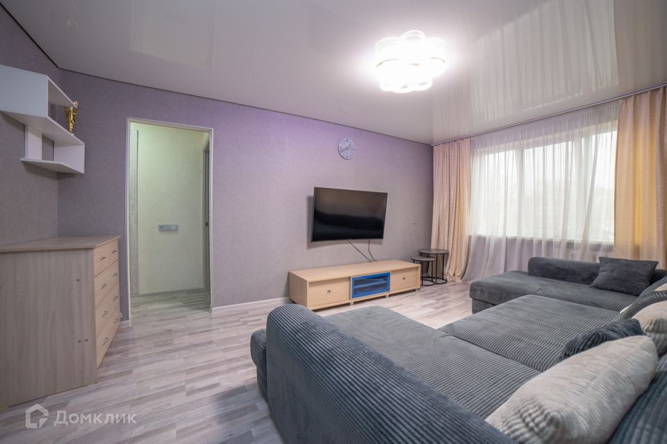 Продаётся 3-комнатная квартира, 57.6 м²