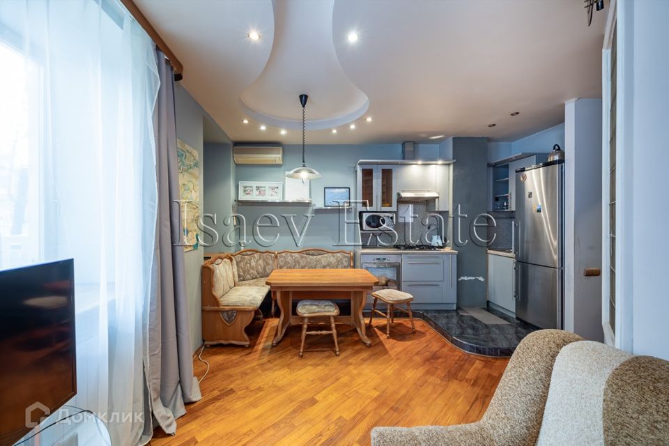 Продаётся 1-комнатная квартира, 41.5 м²