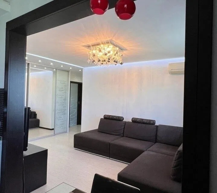 Продаётся 3-комнатная квартира, 65.8 м²