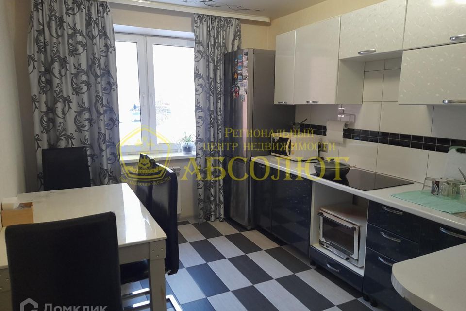 Продаётся 2-комнатная квартира, 60.8 м²
