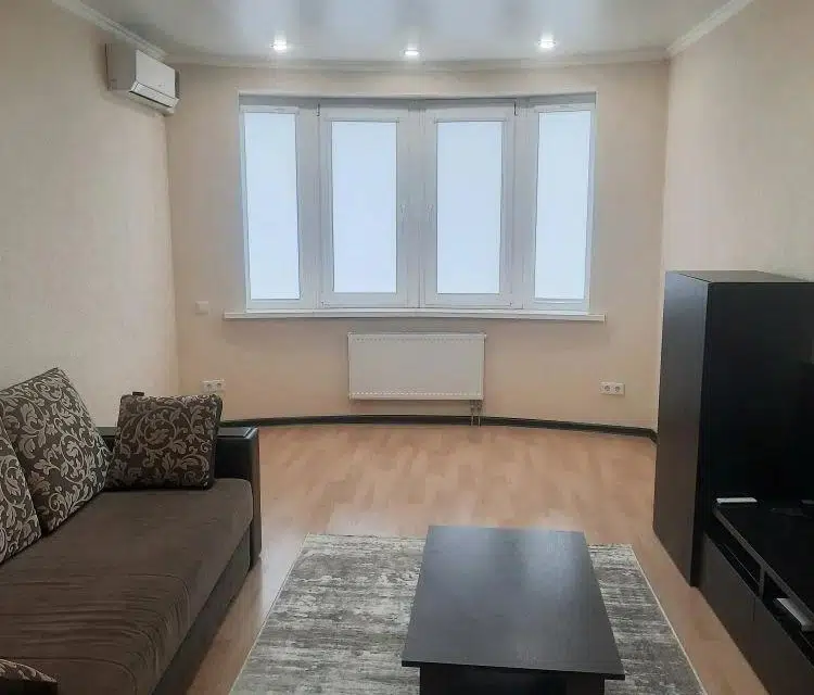 Продаётся 1-комнатная квартира, 45 м²