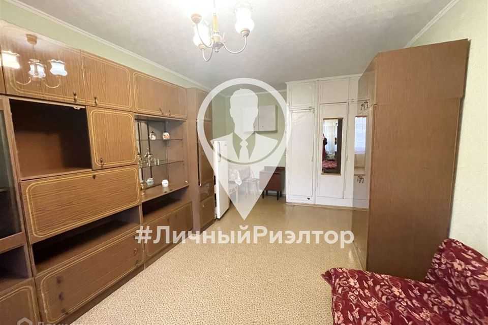 Продаётся комната в 4-комн. квартире, 17.3 м²