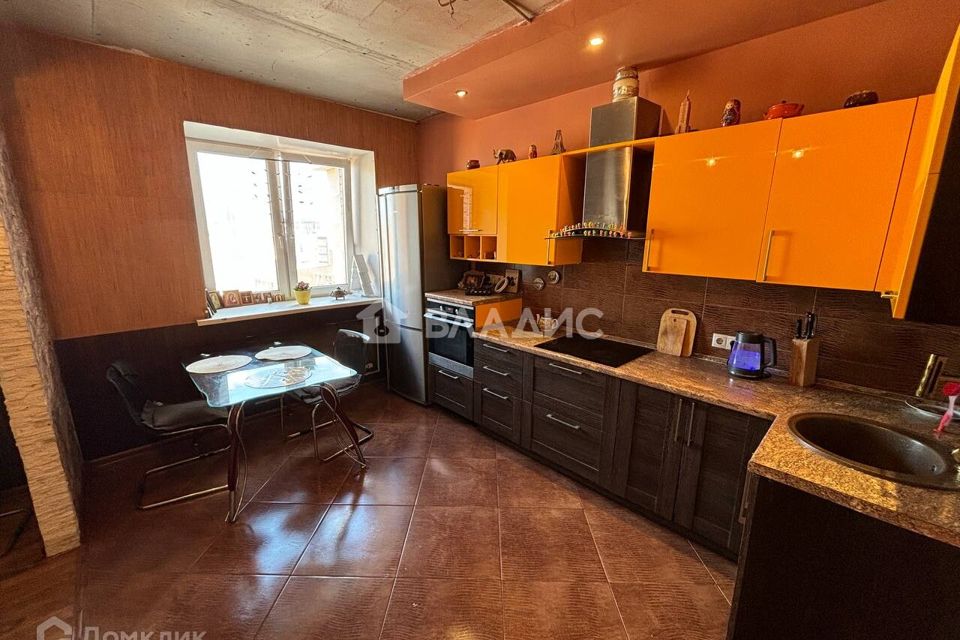 Продаётся 2-комнатная квартира, 65 м²